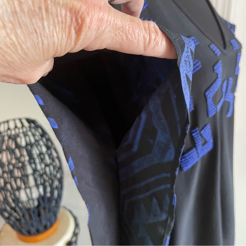Anthropologie Black Tunic with Bright Blue Geometric Detailing - Picture 4 of 12